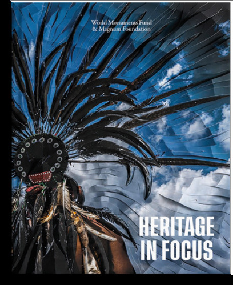 Heritage in focus (Bilingual Edition)